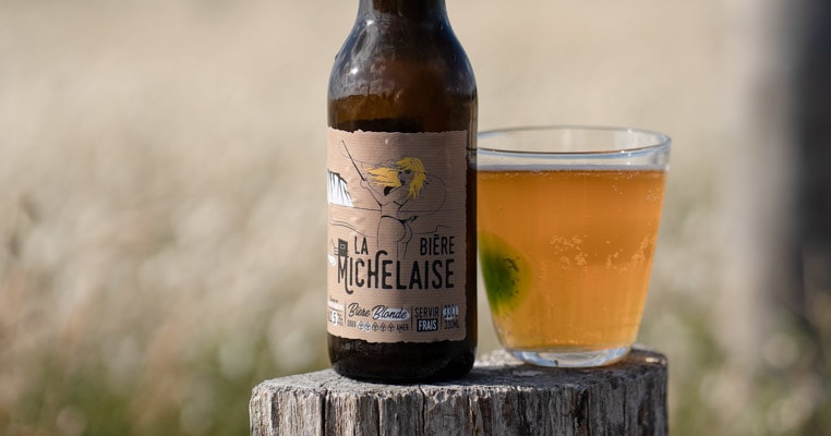 Bouteille de bière blonde de La Bière Michelaise